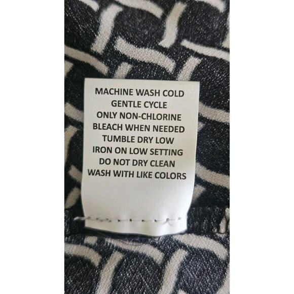 Jayne Clay NWT Faux Wrap Dress Size S Geometric Pattern Black White Stretch - Picture 9 of 9